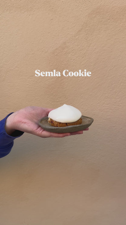 Semla Crumb